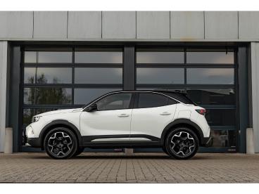 SPOTICAR Opel Mokka Ultimate | 130pk At | A. Camera | Alcantara | Dode Occasions - Suv Essence Wit - Turnhout - 1200377322_2