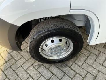 SPOTICAR Opel Movano Gb 3500 Turbo D S&s L3h2 Light Occasions - Utilitaire Diesel Blanc - Zemst - 1200371195_3