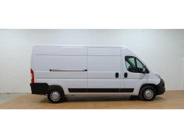 SPOTICAR Opel Movano  Tweedehands -  Diesel Wit - Schriek - 1200371748_2