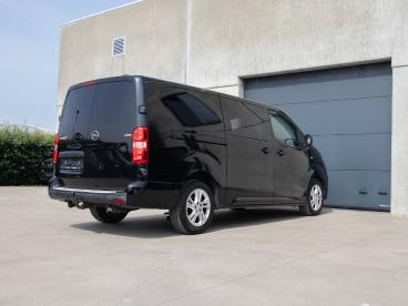 SPOTICAR Opel Vivaro Dc 5 Zit 2.0 At 177pk Camera|navi|trekhaak Occasions -  Diesel Zwart - Oostende - 1200382200_3
