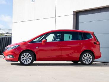 SPOTICAR Opel Zafira Tourer 1.6 Mt6 Cng|leder|camera|navi Occasions - Monospace Gpl Rouge - Oostende - 400350307_2