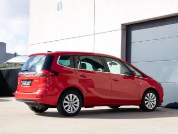 SPOTICAR Opel Zafira Tourer 1.6 Mt6 Cng Leder|camera|navi Tweedehands - Monospace  Rood - Oostende - 1200380187_3
