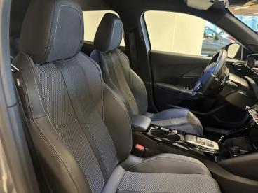 SPOTICAR Peugeot 2008 Gt 1.2 Hybrid 145 Eat 8 Tweedehands - Suv Benzine Grey - Sint-niklaas - 1200365155_2