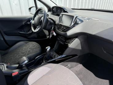 SPOTICAR Peugeot 2008 Signature*12 Mois Garantie* Occasions - Suv Essence Anthracite - Waremme - 1200379282_2