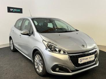 SPOTICAR Peugeot 208 Puretech Allure Stt Aut Occasions - Citadine Essence Gris - Knokke - 400363756_5