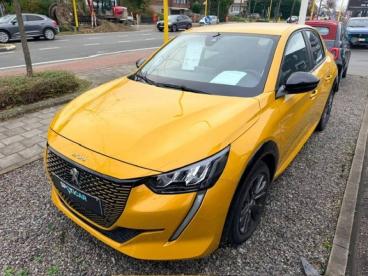 SPOTICAR Peugeot 208 2 E-208 Active Pack Tweedehands - Citadine Elektrisch Jaune - Strombeek-bever - 1200365610_2