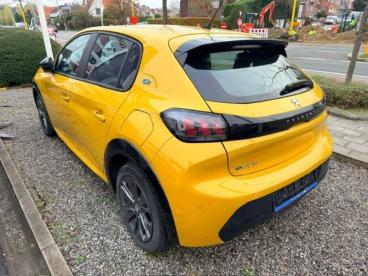 SPOTICAR Peugeot 208 2 E-208 Active Pack Tweedehands - Citadine Elektrisch Jaune - Strombeek-bever - 1200365610_3