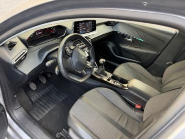 SPOTICAR Peugeot 208 *auto Ac*carplay* 1.2 Benz 100 Pk Allure Occasions - Citadine Essence Gris - Oostende - 1200366597_2