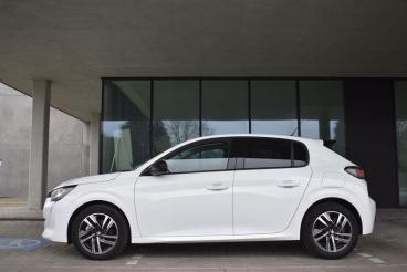 SPOTICAR Peugeot 208 1.2turbo S&s Allure Eat8 *navi*parkeersensoren*cru Tweedehands - Citadine Benzine Blanc - Loppem - 1200373645_4