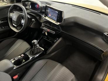 SPOTICAR Peugeot 208 Puretech S&s Allure Pack Occasions - Citadine Essence Jaune - Knokke - 1200377905_2