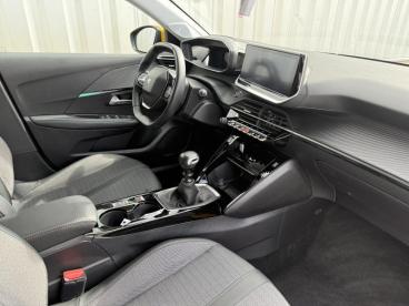 SPOTICAR Peugeot 208 Allure*12 Mois Garantie* Occasions - Citadine Essence Yellow - Waremme - 1200379288_2