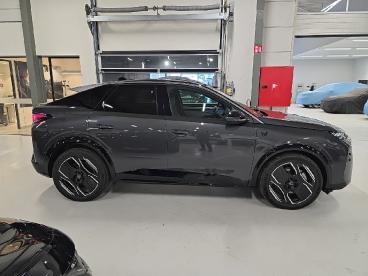 SPOTICAR Peugeot 3008 3 E-3008 210 Gt Occasions - Suv Electrique Grijs - Wilrijk - 1200360680_4