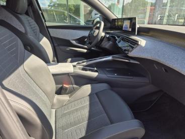 SPOTICAR Peugeot 3008 Mild Hybrid/navi/elect Klep Occasions - Suv Essence Black - Kasterlee - 1200361918_2