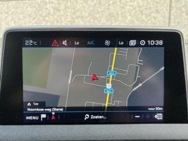 SPOTICAR Peugeot 3008 *gps*camera* 1.2 Benz 130 Pk Allure Occasions - Suv Essence Blanc - Oostende - 1200365913_4