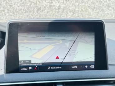 SPOTICAR Peugeot 3008 *gps*camera*key Less Go* 1.2 Benz 130 Pk Allure Occasions - Suv Essence Rouge - Oostende - 1200365922_4