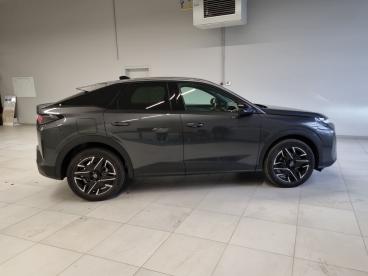 SPOTICAR Peugeot 3008 3 1.2 Hybrid 136 E-dsc6 Allure Occasions - Suv Essence Grijs - Wilrijk - 1200372555_4