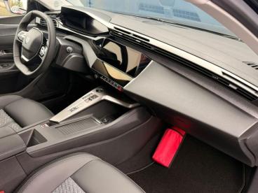 SPOTICAR Peugeot 308 Allure Occasions - Berline Essence Black - Rochefort - 1200368950_2