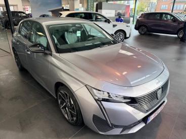 SPOTICAR Peugeot 308 3 1.2 Puretech 130 S&s Allure Pack Tweedehands - Berline Benzine Gris - Strombeek-bever - 1200371490_2