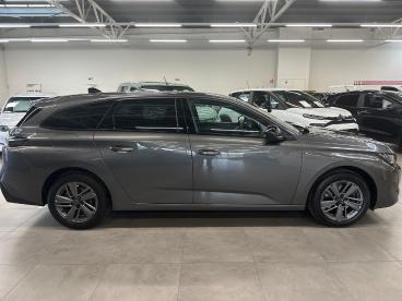 SPOTICAR Peugeot 308 Sw 3 1.2 Puretech 130 S&s Eat8 Allure Tweedehands - Break Benzine Gris - Bruxelles (schaerbeek ) - 1200373622_4