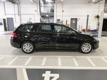SPOTICAR Peugeot 308 Sw 2 1.2 Puretech 110 S&s Access Occasions -  Essence Zwart - Wilrijk - 1200375611_4