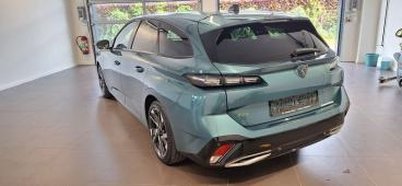 SPOTICAR Peugeot 308 Bluehdi S&s Allure Eat8 Occasions - Break Diesel Vert - Oostkamp - 1200376130_3