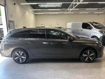 SPOTICAR Peugeot 308 Sw 3 1.2 Puretech 130 S&s Allure Tweedehands - Break Benzine Gris - Bruxelles (schaerbeek ) - 1200378120_4
