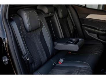 SPOTICAR Peugeot 408 Gt | 130 Pk At | Pano | 360° Camera | Massage | El Tweedehands - Berline Benzine Wit - Turnhout - 1200376737_4