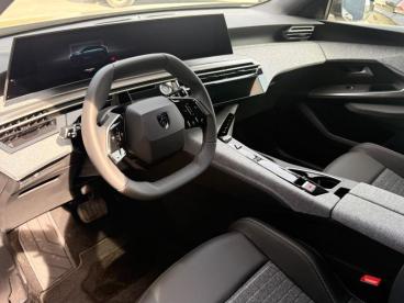 SPOTICAR Peugeot 5008 Allure Hybrid Tweedehands - Suv Benzine Anthracite - Rochefort - 1200379382_5