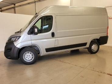 SPOTICAR Peugeot Boxer 22 Blue Hdi 165 Pk L2h2 Tweedehands - Utilitaire Diesel Argent - Torhout - 400338294_2