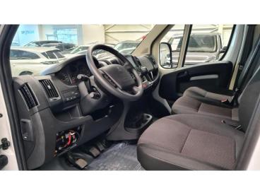 SPOTICAR Peugeot Boxer Kipper Dubbele Cabine Tweedehands -  Diesel White - Brugge - 1200344360_2