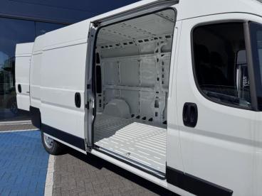 SPOTICAR Peugeot Boxer Iii E- Premium 70kwh Tweedehands - Utilitaire Elektrisch White - Sint-niklaas - 1200361367_5