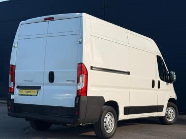 SPOTICAR Peugeot Boxer Pro / L2h2 / Clim Tweedehands -  Diesel White - Rochefort - 1200361564_4