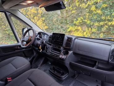 SPOTICAR Peugeot Boxer & E- Occasions - Utilitaire Diesel Silver - Peer - 1200367327_2