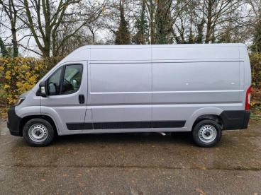 SPOTICAR Peugeot Boxer & E- Occasions - Utilitaire Diesel Silver - Peer - 1200367327_4