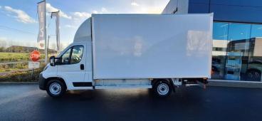 SPOTICAR Peugeot Boxer Cc 435 Bluehdi S&s L4 Heavy Duty Aut Tweedehands - Utilitaire Diesel Blanc - Oostkamp - 1200394519_2
