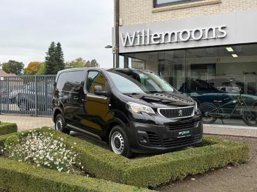 SPOTICAR Peugeot Expert L1 2.0 Bluehdi 120pk *3-zit*parkeersensoren Acht Occasions - Utilitaire Diesel Noir - Laakdal - 400363211_1