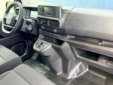 SPOTICAR Peugeot Expert Double Cabine / 180ch / Pack Style / Eat8 Tweedehands - Hatchback Diesel Black - Rochefort - 1200389192_2