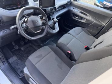 SPOTICAR Peugeot Partner Iii Premium Tweedehands - Utilitaire Benzine White - Eupen - 1200367372_2