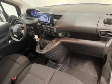 SPOTICAR Peugeot Partner V Premium Tweedehands - Utilitaire Diesel White - Awans - 1200370915_2