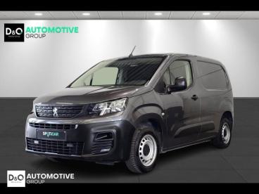 SPOTICAR Peugeot Partner Premium Trekhaak 3-zit Tweedehands - Utilitaire Benzine Grey - Roeselare - 1200384376_1