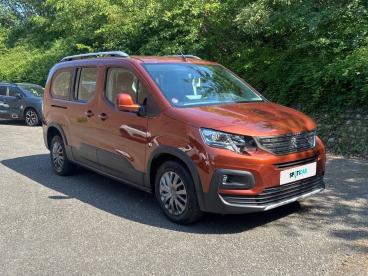 SPOTICAR Peugeot Rifter 1 1.2 Puretech 110 S/s Long 7pl Allure Occasions - Monospace Essence Marron - Drogenbos - 1200376998_3