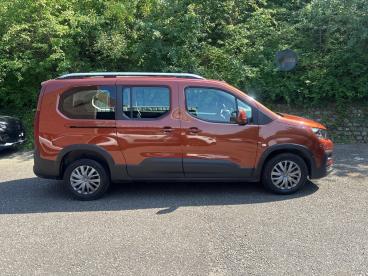 SPOTICAR Peugeot Rifter 1 1.2 Puretech 110 S/s Long 7pl Allure Occasions - Monospace Essence Marron - Drogenbos - 1200376998_4