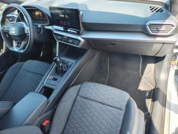 SPOTICAR Seat Leon Fr / 1.0 Tfsi / 110ch Occasions - Berline Essence White - Libramont-chevigny - 1200357459_2