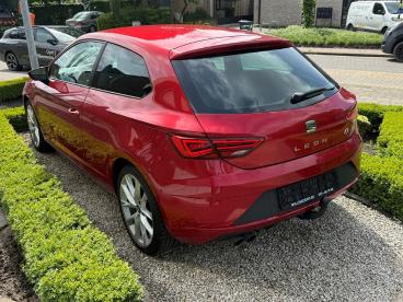 SPOTICAR Seat Leon Fr 1.4 Turbo 150pk *navi*camera*apple Carplay-andr Occasions - Berline Essence Rouge - Laakdal - 400376117_3