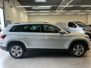 SPOTICAR Skoda Kodiaq 1 1.5 Tsi 110kw Dsg7 Style Tweedehands - Suv Benzine Blanc - Bruxelles (schaerbeek ) - 1200379085_4