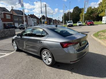 SPOTICAR Skoda Octavia 1.5 Tsi Mhev 110kw Selection Occasions - Berline Hybride Grijs - Marcinelle - 1200394579_4