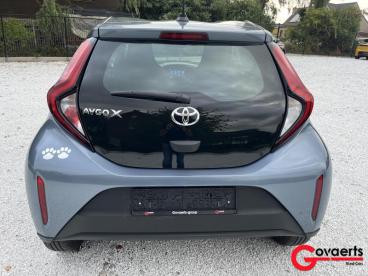 SPOTICAR Toyota Aygo X Play+cam+apple Carplay&android Tweedehands - Citadine Benzine Grey - Waanrode - 1200362009_4