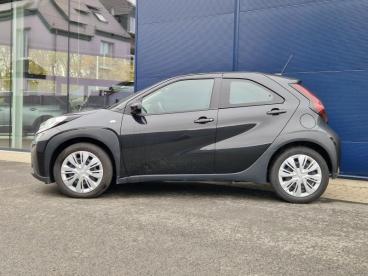 SPOTICAR Toyota Aygo 1.0i Vvt-i  X-play Occasions - Citadine Essence Black - Gembloux - 1200368671_2