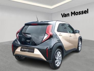 SPOTICAR Toyota Aygo X 1.0 Vvt-i Occasions - Citadine Essence Goud - Zonhoven - 1200386435_4