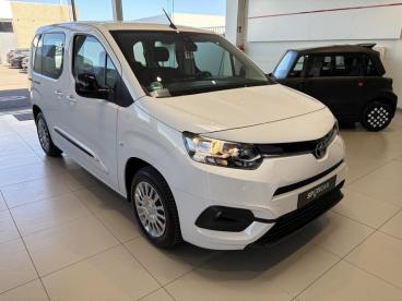 SPOTICAR Toyota Proace City & Verso Shuttle Occasions - Monospace Essence White - Eupen - 1200373491_2